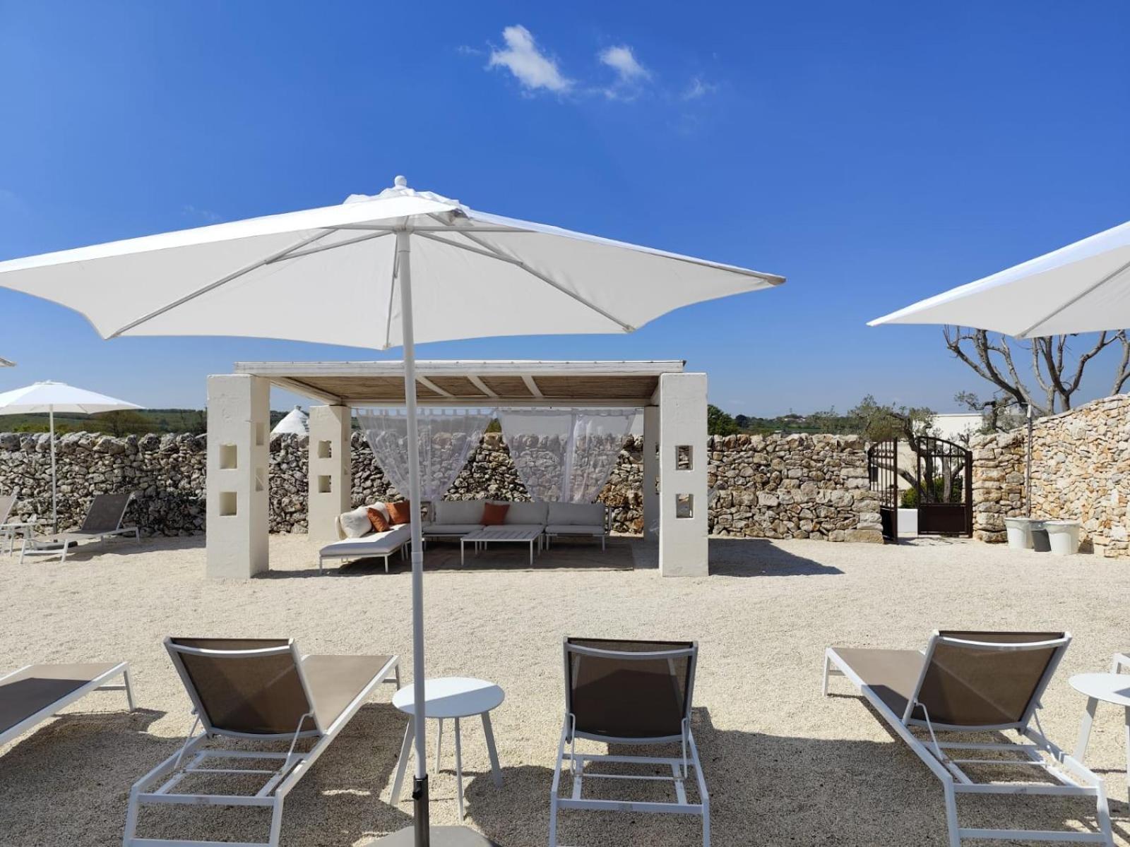 Aparthotel Borgo SantaMarta Noci Exterior foto